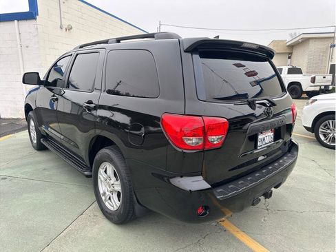 Used 2011 Toyota Sequoia Limited image 8
