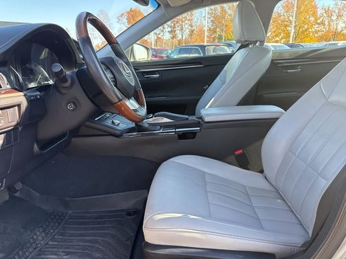 Used 2018 Lexus ES 350 image 9