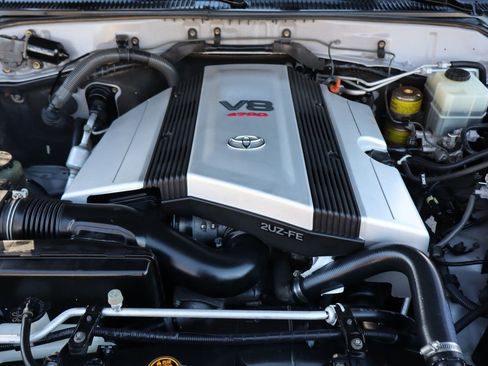 Used 1999 Toyota Land Cruiser image 41