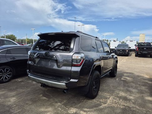 Used 2023 Toyota 4Runner TRD Off-Road Premium w/ Off Road Premium Plus Package AWD/4WD image 3