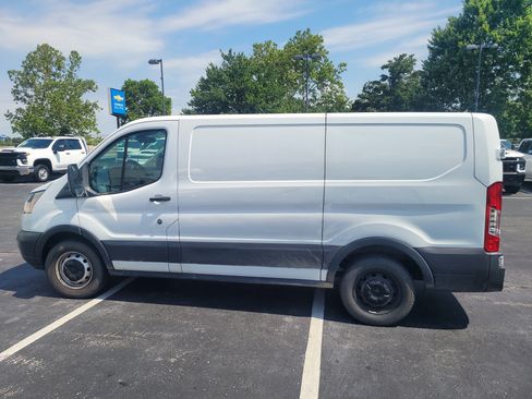 Used 2019 Ford Transit 150 130 Low Roof RWD image 6
