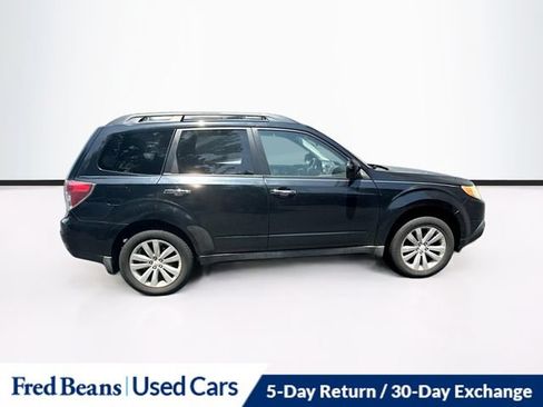Used 2011 Subaru Forester 2.5X Premium AWD/4WD image 6