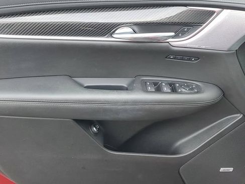 Certified 2021 Cadillac XT6 Sport AWD/4WD image 17