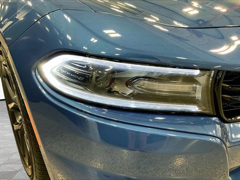 Used 2021 Dodge Charger SXT w/ Blacktop Package RWD image 31