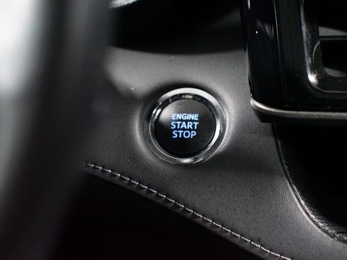 Used 2022 Toyota Highlander XLE image 20