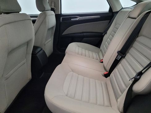 Used 2018 Ford Fusion S image 18