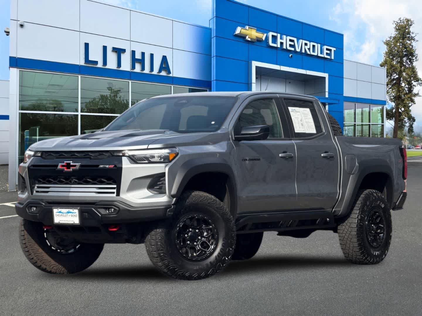 Used 2024 Chevrolet Colorado ZR2 w/ ZR2 Bison Edition AWD/4WD image 1