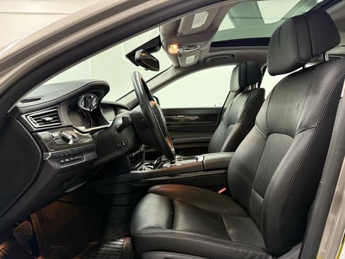 Used 2015 BMW 740Li xDrive image 15