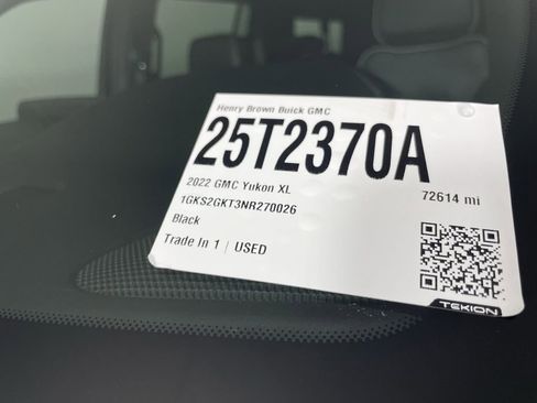 Used 2022 GMC Yukon XL SLT w/ SLT Premium Package image 34