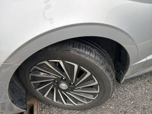 Used 2023 Hyundai Sonata Limited FWD image 4