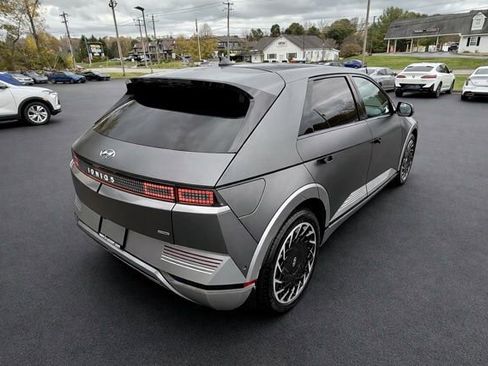 Used 2023 Hyundai Ioniq 5 Limited image 6