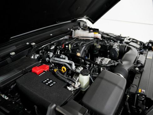 Used 2025 Jeep Wrangler Sport image 42