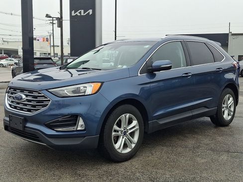 Used 2019 Ford Edge SEL w/ Equipment Group 201A image 3