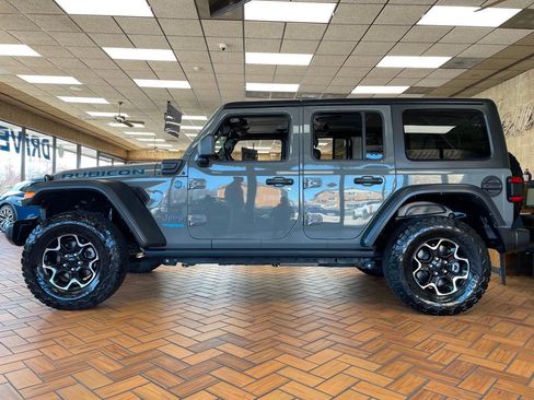 Used 2022 Jeep Wrangler Unlimited Rubicon 4xe w/ Cold Weather Group AWD/4WD image 5