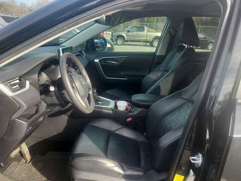 Used 2020 Toyota RAV4 TRD Off-Road image 12
