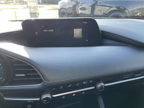 Used 2024 MAZDA MAZDA3 s image 17