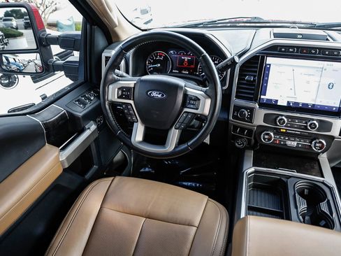 Used 2022 Ford F250 Lariat w/ Lariat Value Package image 14