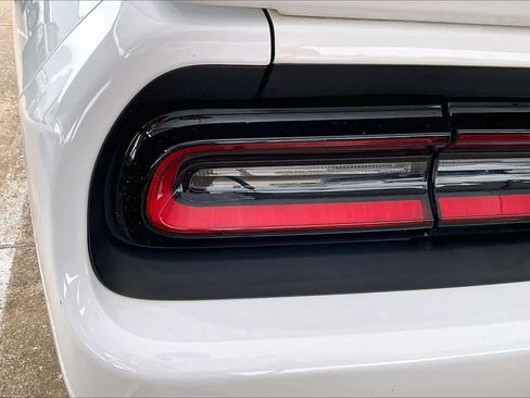 Used 2019 Dodge Challenger SXT w/ Plus Package image 26