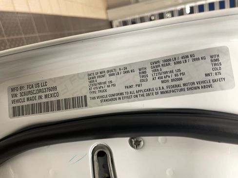 Used 2024 RAM 2500 Tradesman w/ Towing Technology Group image 17