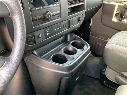 Used 2019 Chevrolet Express 3500 LT w/ LT Preferred Equipment Group RWD image 16