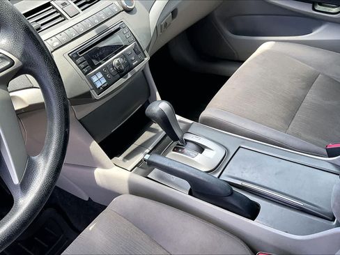 Used 2011 Honda Accord LX image 16