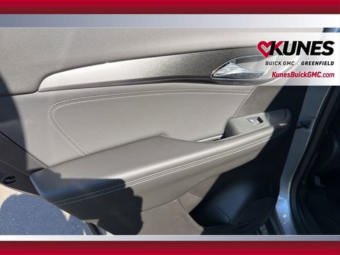 New 2026 Buick Envision Preferred AWD/4WD image 38