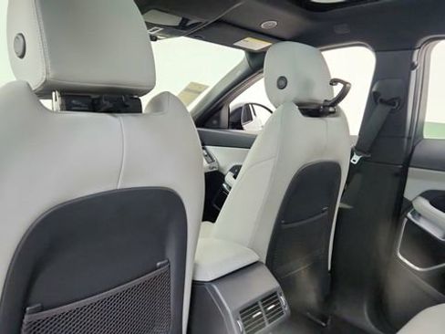 Used 2024 Jaguar E-PACE R-Dynamic SE image 29