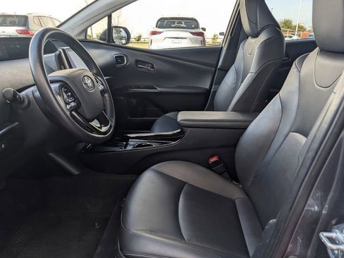 Used 2021 Toyota Prius Prime Limited image 25