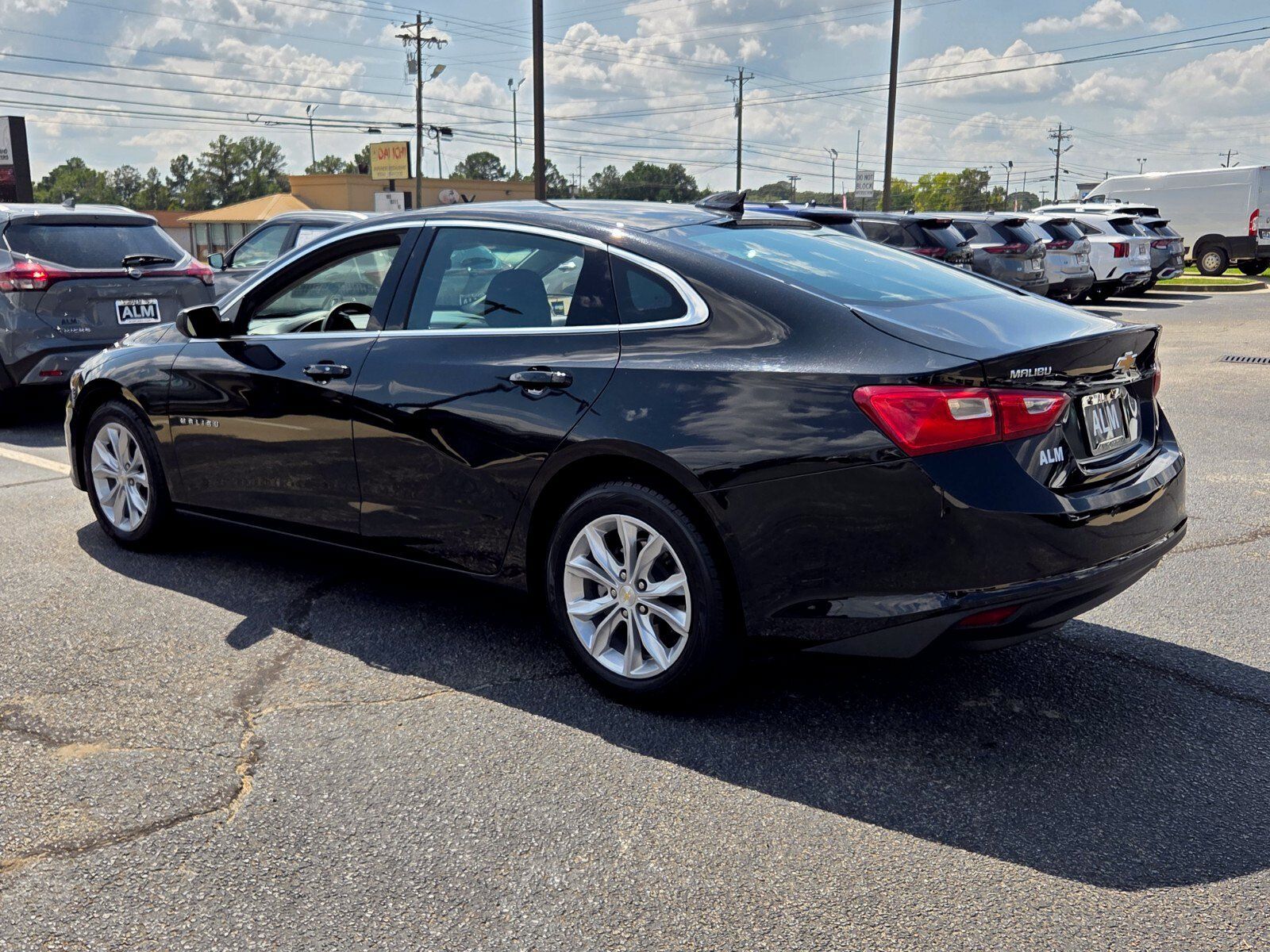 Used 2024 Chevrolet Malibu LT FWD image 9
