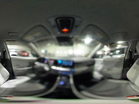 Used 2025 Hyundai Kona SEL image 36