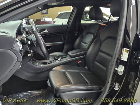 Used 2018 Mercedes-Benz GLA 250 image 15