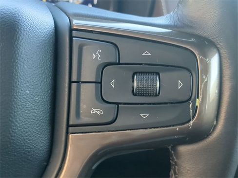 Used 2022 Chevrolet Suburban High Country image 26