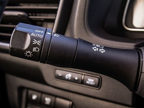 Used 2023 Nissan Leaf SV Plus image 27