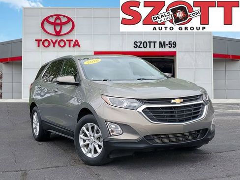 Used 2018 Chevrolet Equinox LT FWD image 1