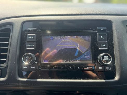 Used 2016 Honda HR-V LX image 16