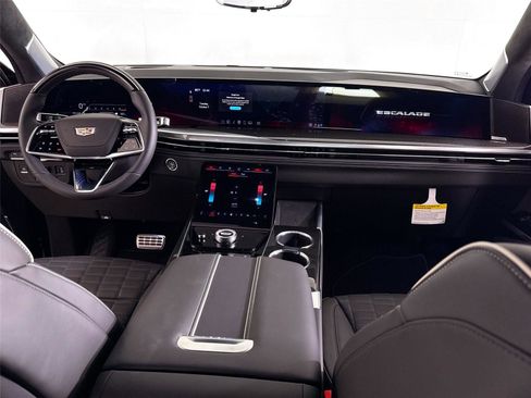 Used 2025 Cadillac Escalade ESV V w/ LPO, ONYX Package image 37