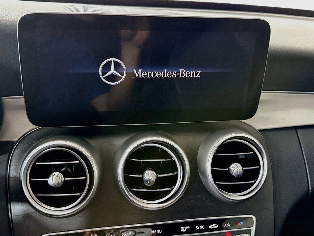 Used 2019 Mercedes-Benz C 300 Sedan w/ Premium Package image 17