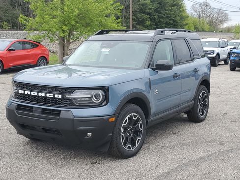 New 2026 Ford Bronco Sport Outer Banks AWD/4WD image 2