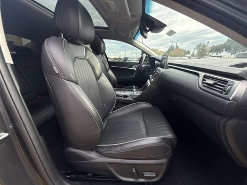 Used 2021 Genesis G70 2.0T w/ Elite Package image 25