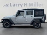 Used 2015 Jeep Wrangler Unlimited Rubicon image 2