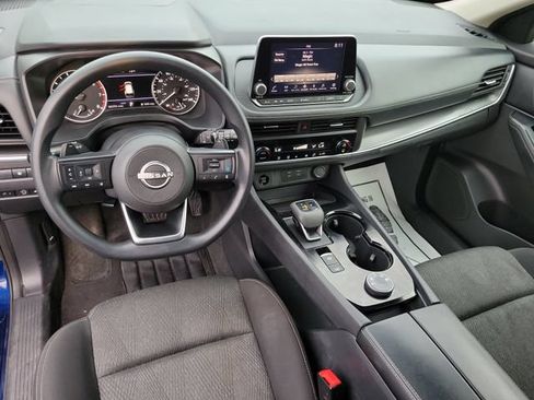 Used 2024 Nissan Rogue SV AWD/4WD image 17