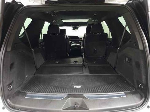 Used 2023 Cadillac Escalade Premium Luxury w/ LPO, Radiant Package image 6