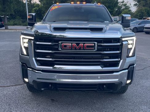 Used 2025 GMC Sierra 2500 SLT w/ SLT Premium Package AWD/4WD image 2