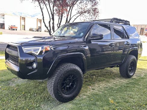 Used 2019 Toyota 4Runner TRD Pro AWD/4WD image 11