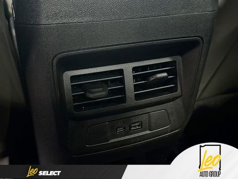 Used 2024 Chevrolet Colorado ZR2 w/ Technology Package image 26