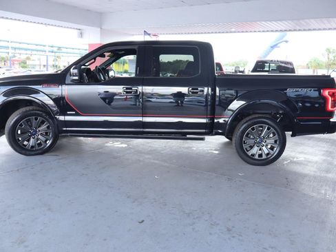 Used 2016 Ford F150 Lariat w/ Equipment Group 502A Luxury RWD image 10