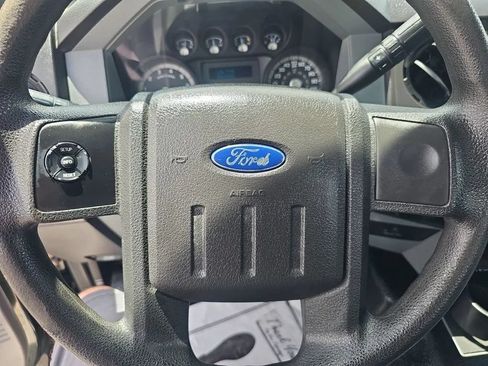 Used 2014 Ford F250 XL RWD image 14