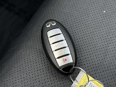 Used 2020 INFINITI QX80 Luxe w/ Proassist Package image 36