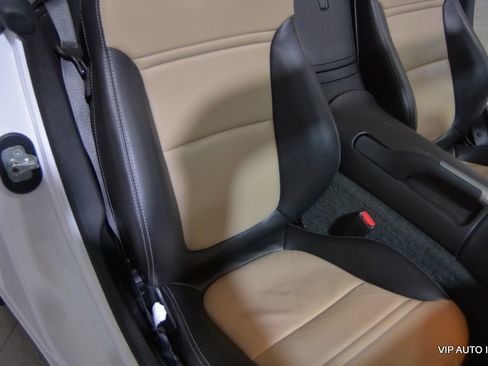 Used 2008 Pontiac Solstice Convertible w/ Premium Package image 20