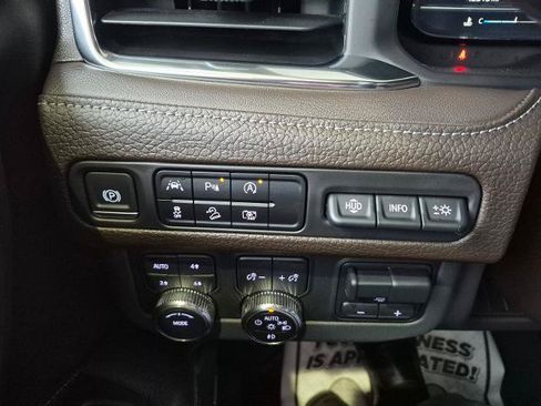 Used 2023 GMC Yukon Denali w/ Max Trailering Package AWD/4WD image 24